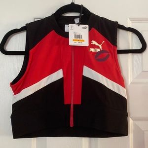Puma top